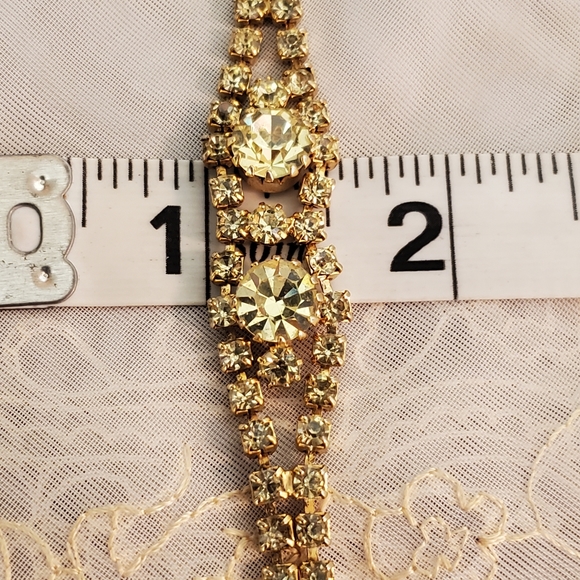 Weiss Rhinestone Tennis Bracelet - Picture 12 of 12